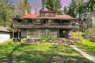 1112 Ritchie Rd, Gladwin, MI 48624