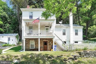 3056 W Clearview Dr, Glen Rock, PA 17327