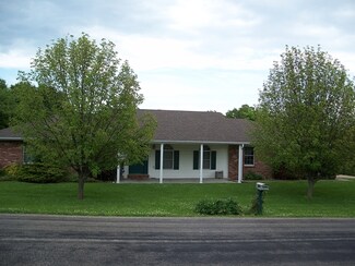 1407 Stacey Ln, Linn, MO 65051