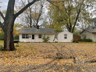 1401 Hedge Rd, Champaign, IL 61821