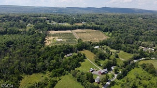 25 Clove Rd, Wantage, NJ 07461