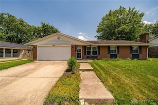 366 Mayfair Dr, Wilmington, OH 45177