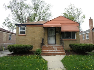 240 Linden Ave, Bellwood, IL 60104
