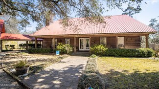 19092 Old Joe Moran Rd, Kiln, MS 39556