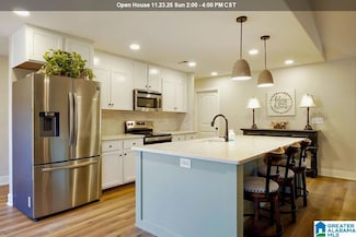 325 Golden Meadows Place, Alabaster, AL 35007