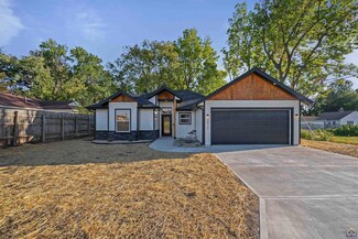 3515 SW 19th St, Topeka, KS 66604