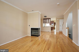1503 N Colonial Terrace Unit E, Arlington, VA 22209