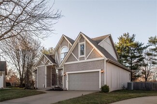 12618 Westgate St, Overland Park, KS 66213