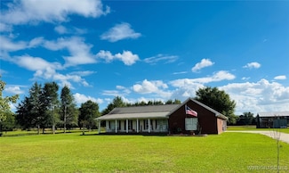 1716 Burl Lee Rd, Cottonwood, AL 36320