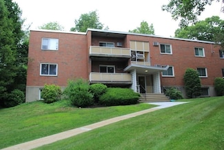 33 Jacqueline Rd Unit C, Waltham, MA 02452