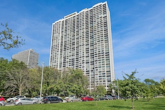 2800 N Lake Shore Dr Unit 2417, Chicago, IL 60657
