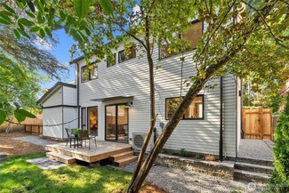 2307 N 135th St, Seattle, WA 98133