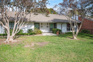 13641 Flagstone Ln, Dallas, TX 75240