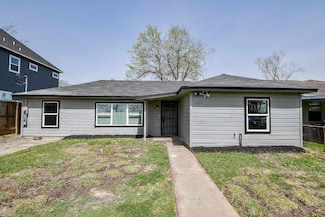 4223 Elmwood St, Houston, TX 77051