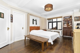 227 E 57th St Unit 2E, New York, NY 10022