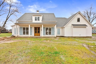314 Le Belle Maison Dr, Raceland, LA 70394