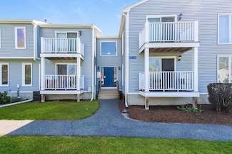 144 Hart St Unit 21, Taunton, MA 02780