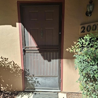 2007 Alta Loma St, Davis, CA 95616