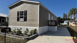 423 E Erie Dr, Fort Pierce, FL 34946