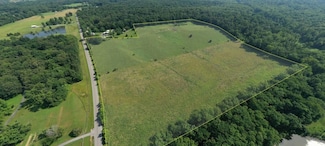 3346 Market Rd, Marion, IL 62959