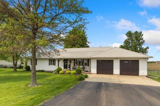 29124 Plautz Rd, Rock Falls, IL 61071