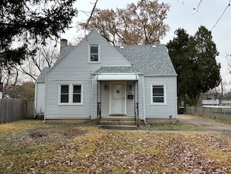 2049 N Hawthorne Ave, Melrose Park, IL 60164