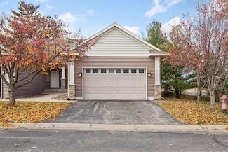 5862 Oakgreen Ct N, Stillwater, MN 55082