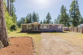 2504 195th Ave SW, Lakebay, WA 98349