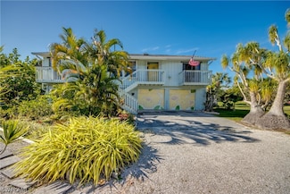 7901 Grande Pine Rd, Bokeelia, FL 33922