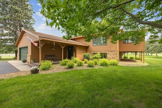 3922 County Road 136, Saint Cloud, MN 56301