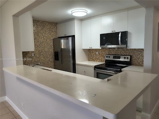 9143 SW 77th Ave Unit B702, Miami, FL 33156