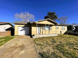 2216 39th St, Lubbock, TX 79412