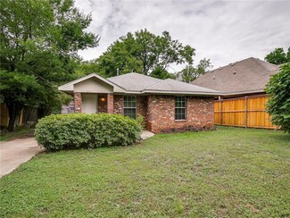 843 Wixom Ln, Dallas, TX 75217