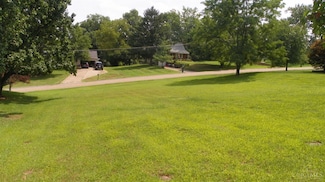 2 Ebenezer Rd, Green Township, OH 45248