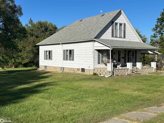 401 E Smith St, Russell, IA 50238
