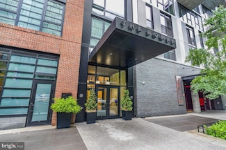 1300 4th St SE Unit 214, Washington, DC 20003