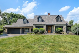 502 Hillcrest Rd, West Lafayette, IN 47906