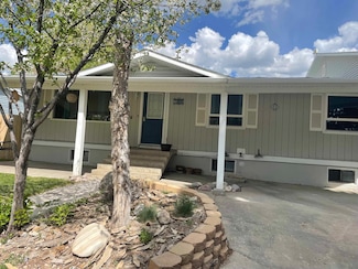 281 S 1st E, Soda Springs, ID 83276