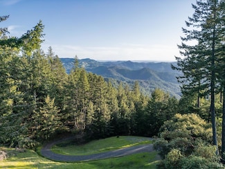 27040 Ridge Rd, Willits, CA 95490