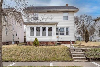 726 Greenlawn Ave, Fort Wayne, IN 46808