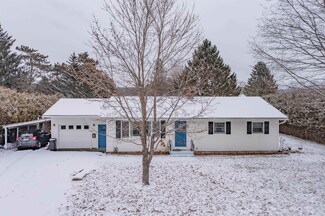 25 Elm St, Randolph, VT 05060