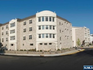 132 Union Ave Unit 405A, East Rutherford, NJ 07073