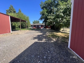 599 Townsend St, Cedarville, CA 96104