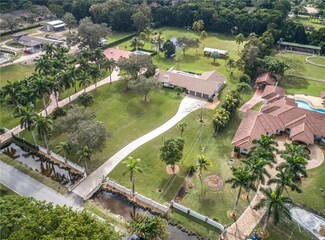 14530 Sunset Ln, Southwest Ranches, FL 33330