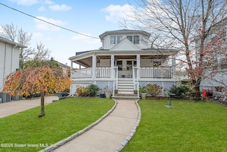 40 Brighton St, Staten Island, NY 10307