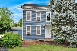 29 Water St, Reading, PA 19605