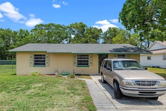 2213 Bates Ave, Eustis, FL 32726