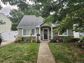 2453 Hull Ave, North Bellmore, NY 11710