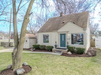 24029 Andover Dr, Dearborn Heights, MI 48125