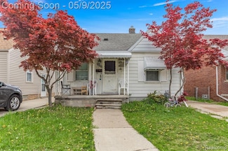 4944 Helen St, Dearborn, MI 48126